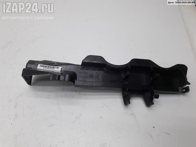 3b9827569 Накладка двери (крышки) багажника Volkswagen Passat B5+ (GP) 2001