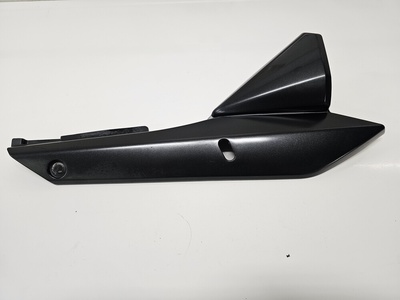 Osłonagsf125023 Suzuki gsf 1250 s 07 - 12 bandit заполнение zadupek крышка правый