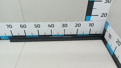 803314772R Уплотнитель стекла двери Renault Kaptur 2016