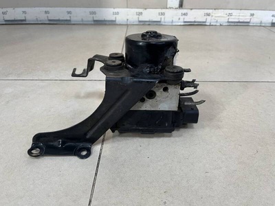 98AG2M110CA Блок ABS (насос) Ford Ford Focus 1 1998-2004