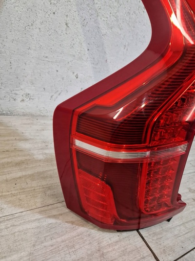31468537 Фара задняя левая светодиодный volvo xc90