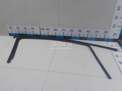 5NA837432E5AP Уплотнитель стекла двери VAG Tiguan 2016