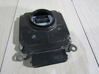 8101633D50 Блок ксеноновой лампы Toyota Camry V70 2017-