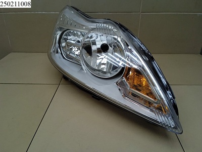 2011483052 Фара правая TYC Focus II 2005-2011 Ford 20-11483-05-2,20-B483-05-2B,20B483052B,,1744971,8M5113W029AD