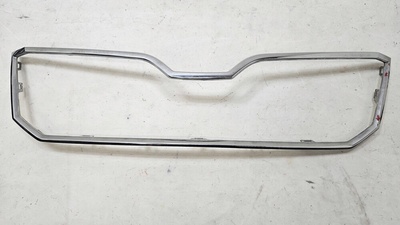 3V0853761 хромированная решетка гриля skoda superb iii рестайлинг