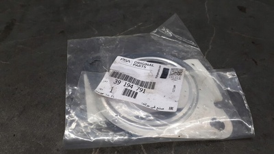 39194791 уплотнитель opel astra b16 новая