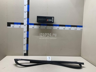 5079076200 Уплотнитель стекла двери Geely Coolray 2018