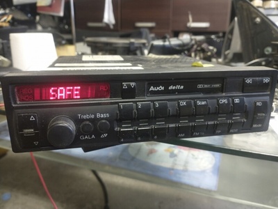 4D0035192A магнитола blaupunkt - audi a3 a4 a6 a8 дельта cc без кода