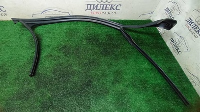 4G0837440 уплотнитель стекла двери Audi A6 [C7 4G] 2012