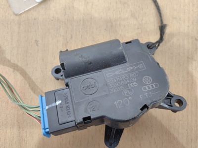 52411483 Сервопривод заслонок печки AUDI Q7 4LB