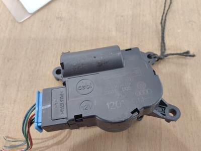 52411483 Сервопривод заслонок печки AUDI Q7 4LB