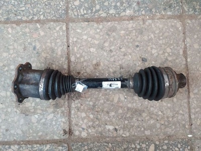 8W0407271E Полуось передняя левая (приводной вал, шрус) Audi A5 (S5,RS5) 2 2017