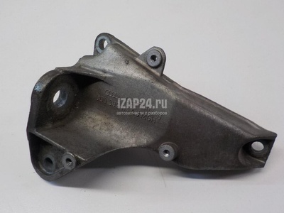 8D0399114AJ Кронштейн АКПП правый VAG A6 [C5] (1997 - 2004)
