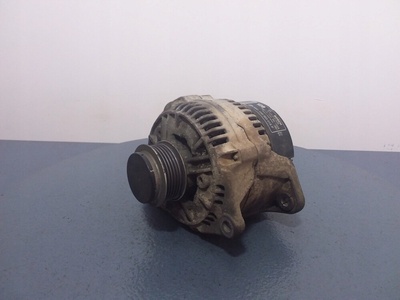 046903015F audi a6 c4 2.5 tdi генератор 120a