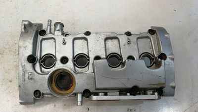 06D103469J Крышка клапонов audi a4 b7 a6 2.0 tfsi