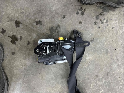 a2138605600 Ремень безопасности Mercedes E-класс W213/S213/C238/A238 (2016—2021) 2018