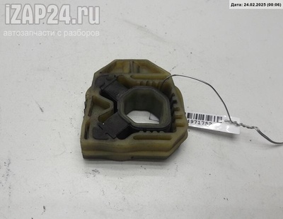 1k0121367g Кронштейн радиатора Volkswagen Passat B6 2006