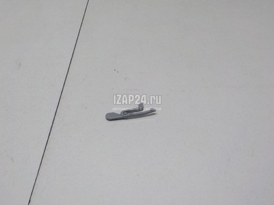 8200666724 Крепеж (клоп) Renault Megane II (2003 - 2009)