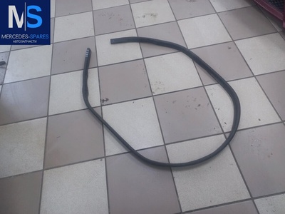 A1668870198 Уплотнитель капота Mercedes GL X166 2014 ,1668870198