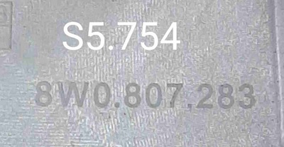 8W0807283 Кронштейн крепления бампера переднего Audi A4 B9 (2015—2020) 2018