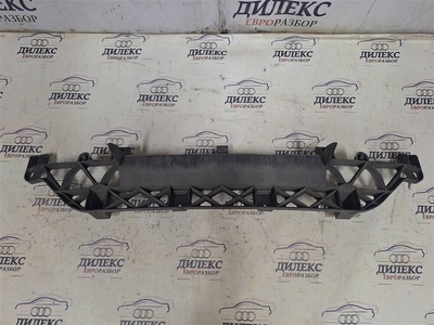 4L0807329 направляющая заднего бампера Audi Q7 2005-2015 2012