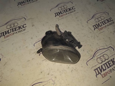 4L0941699A фара противотуманная Audi Q7 2005-2015 2012