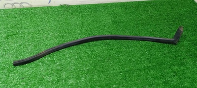 7L0839717 уплотнитель двери VW Touareg 2002-2010