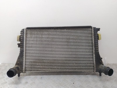 1K0145803AF Интеркулер Volkswagen Caddy 3 рест. (2010-2015) 2011