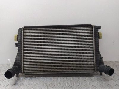 1K0145803AF Интеркулер Volkswagen Caddy 3 рест. (2010-2015) 2012