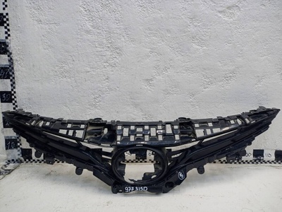5311133610 Решётка радиатора Toyota Camry V70 Restail