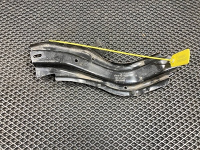 80A805528 Кронштейн крепления панели крепления облицовки (телевизора) Audi Q5 FY 2018