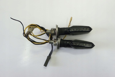 5012994714811028 Suzuki gsr 750 11 - 16 поворотник правая i левый