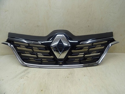623105518R Renault arkana решетка радиатора бампера