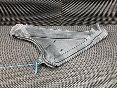 4M0825219E Защита днища Audi Q7 4M 2022 ,4M0825219D,4M0825219F