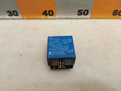 C00166830 Реле поворотов Mazda Xedos 6 1 1994