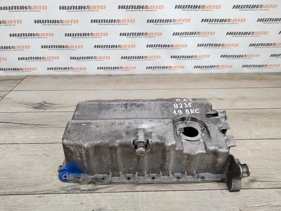 038103603AG Поддон двигателя Audi A3 8P 2005
