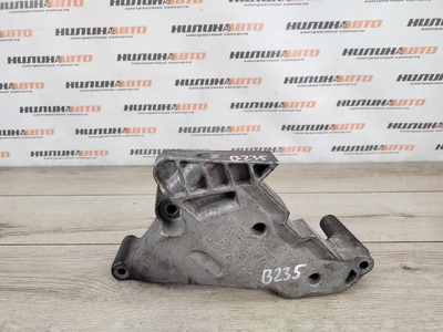 03G199207G Кронштейн двигателя Audi A3 8P 2005 , 03G199207F,