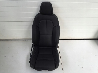 Fotel09808908 Volvo xc40 2020 2021 2022 правая кресло передняя кожа inscription пассажира