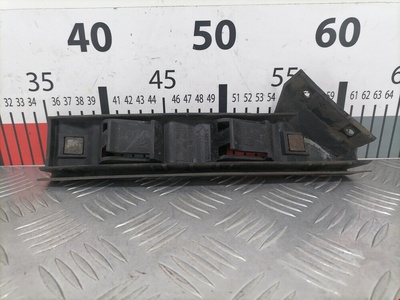 1M0807050B Кронштейн (крепление) переднего бампера правый Seat Toledo 2 (1999-2004) 2003 ,1M0807049B