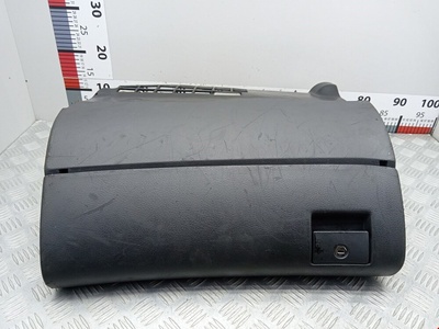 8D1857035D Бардачок (вещевой ящик) Audi A4 B5 (1994-2001) 2000 ,BE5