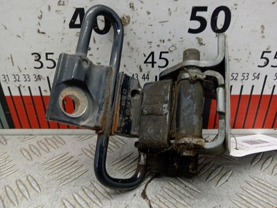 4B0831411A Петля двери передней левой Audi A3 8L (1996-2003) 1999 ,4B0831411B