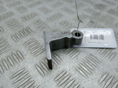 8K0831402E Петля двери передней правой Audi A4 B8 (2007-2015) 2008 ,