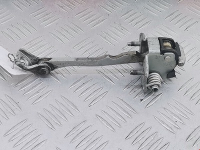 09229749 Ограничитель открывания двери передней Opel Vectra C (2002-2008) 2003 ,9229750