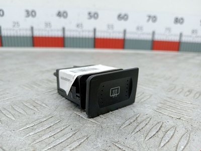 1J0953235 Кнопка подогрева (обогрева) заднего стекла Volkswagen Golf 4 (1997-2004) 1999 ,1J0959621C