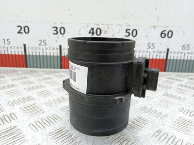 0281006093 Расходомер воздуха (ДМРВ) BMW 3-Series (E90/E91/E92/E93) (2004-2013) 2010 ,13628506409