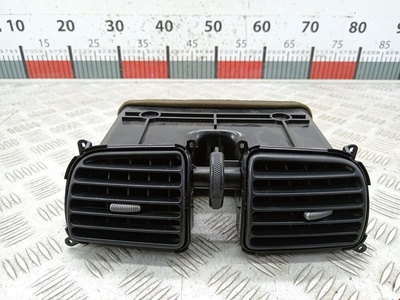 MR456712 Дефлектор обдува салона Mitsubishi Space_Star 1 (1998-2005) 2004 ,MR216278