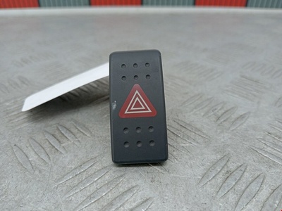 06019 Кнопка аварийной сигнализации Suzuki Swift 3 (2004-2010) 2005 ,252905Z000