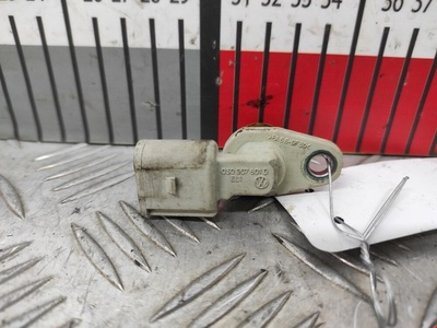 030907601D Датчик распредвала Volkswagen Polo 4 (2001-2009) 2002 ,030907601E