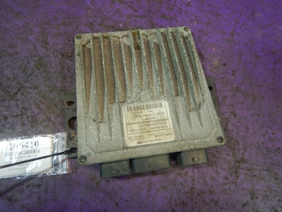 8200206670 Renault clio ii 2001 - 2005 рестайлинг 1.5 dci 65km блок управления двигателя