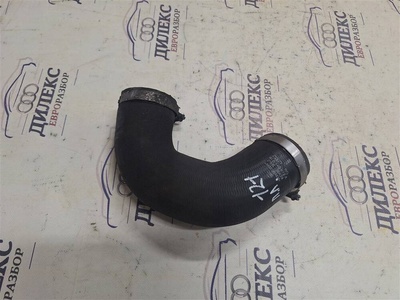 4L0145972A патрубок интеркулера Audi Q7 2005-2015 2012